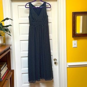Black cocktail dress, excellent condition. 8P